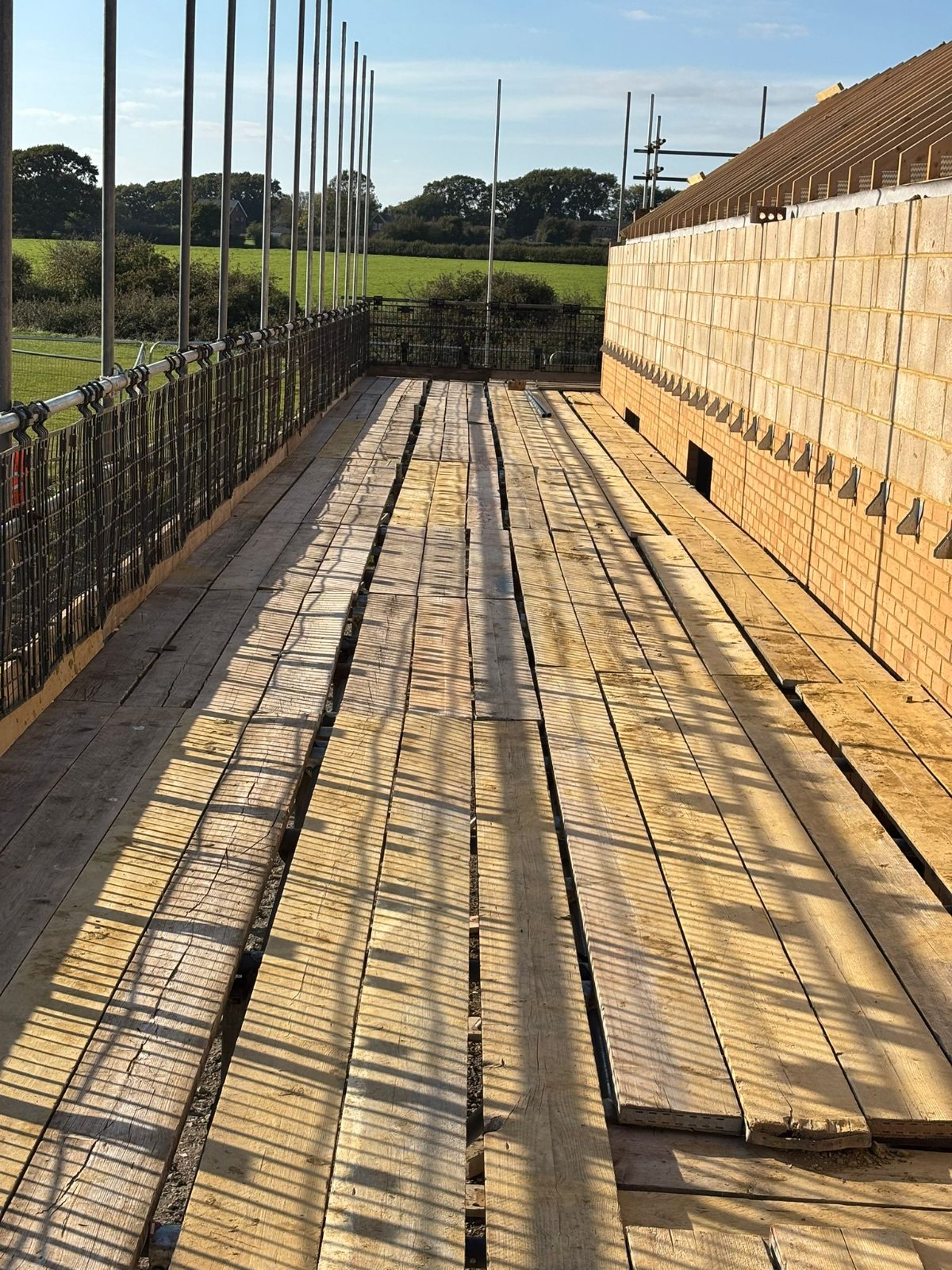 HTK commercial scaffold with boarded working platform
